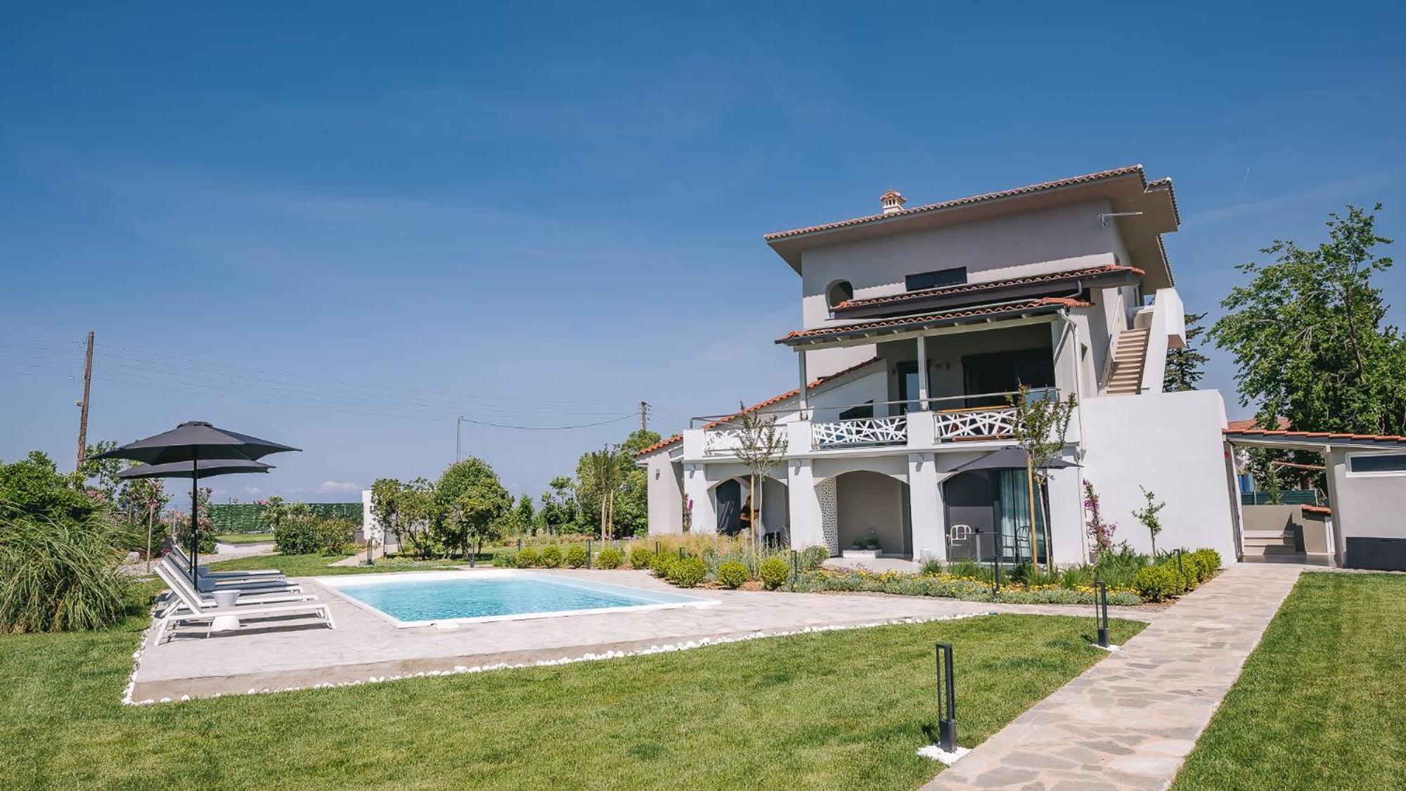Electra Beachfront Suites, Nea Irakleia Exterior foto